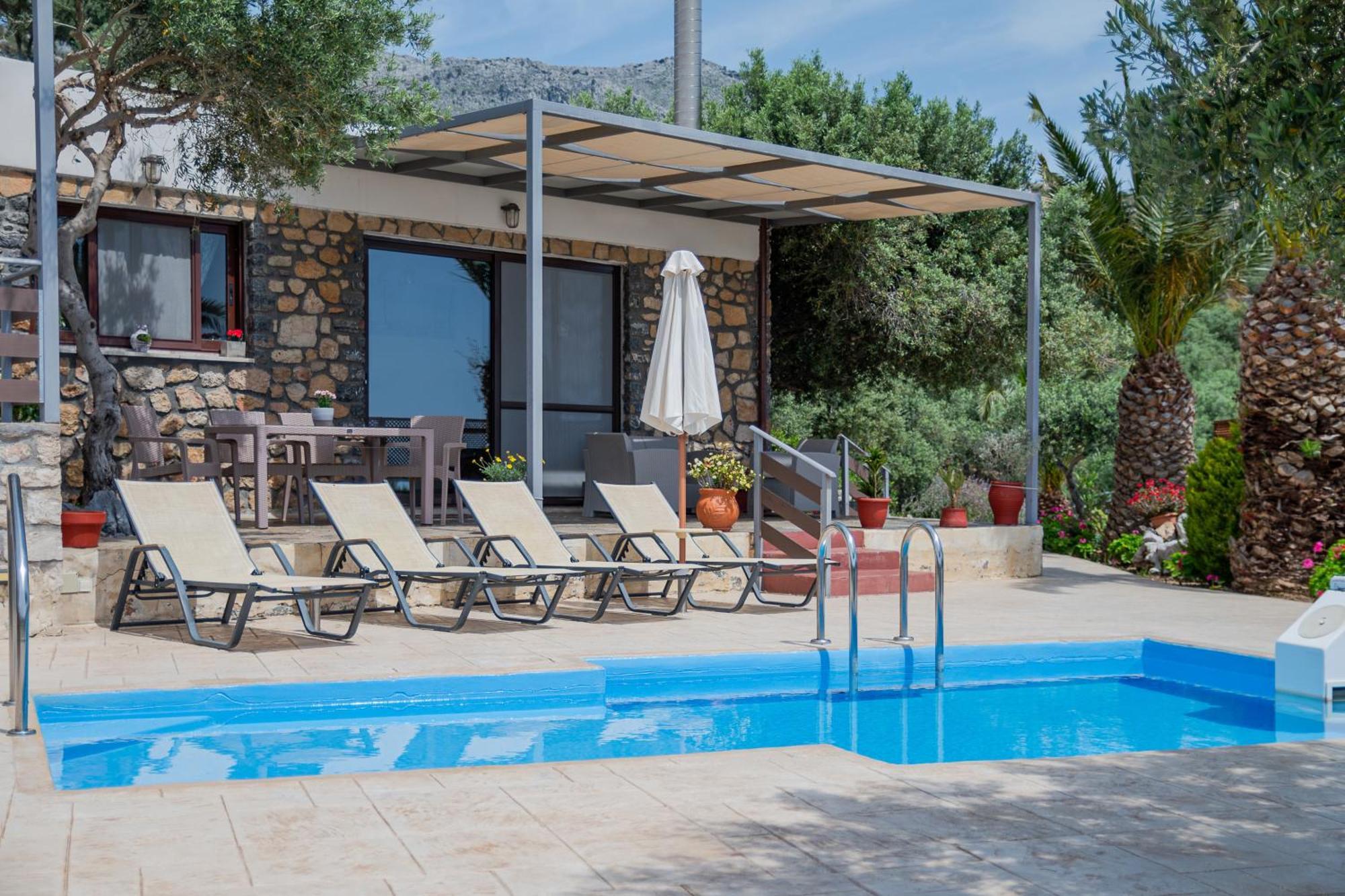 פלאקיאס Souda Bay Cottage מראה חיצוני תמונה