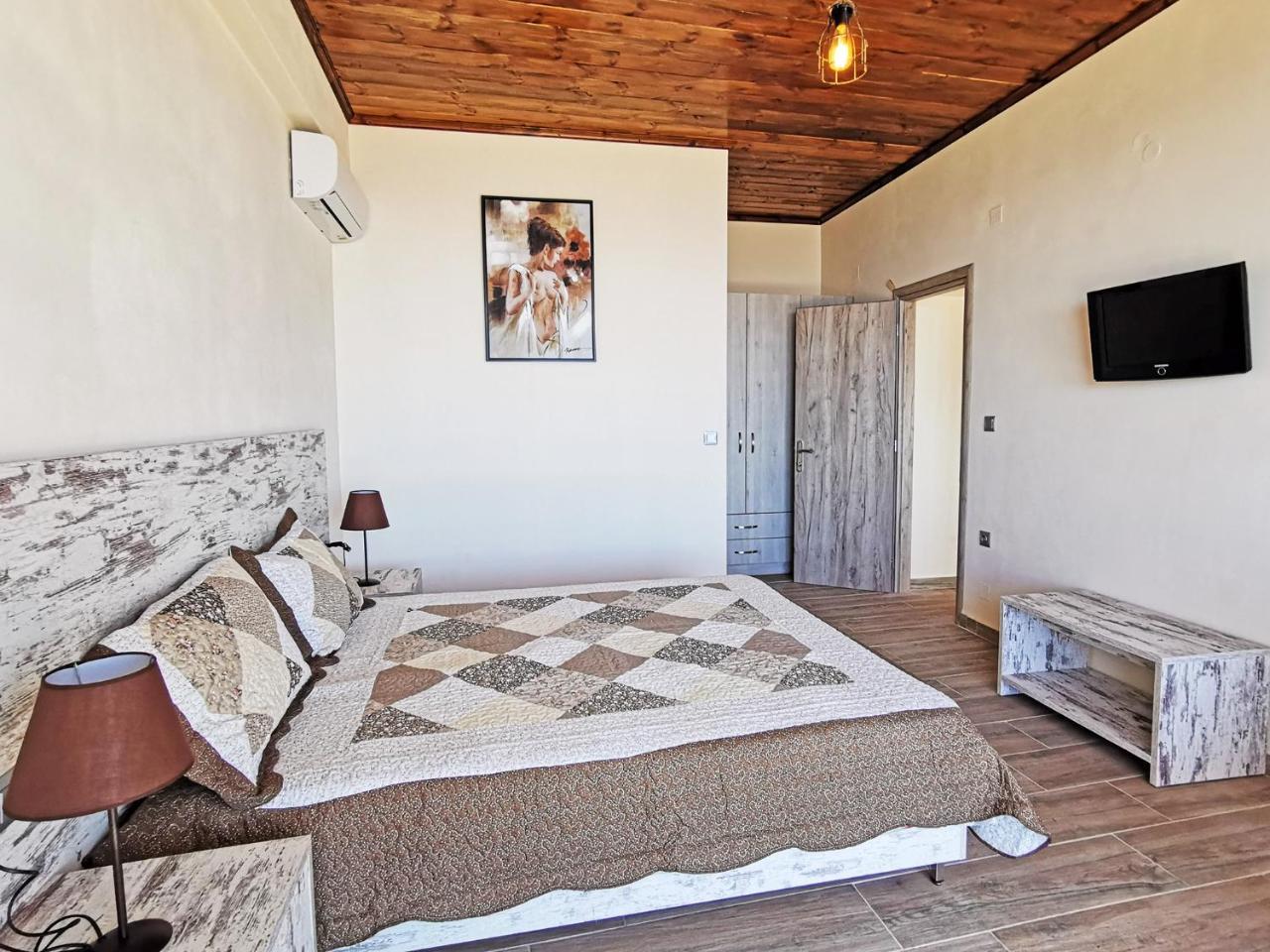 פלאקיאס Souda Bay Cottage מראה חיצוני תמונה