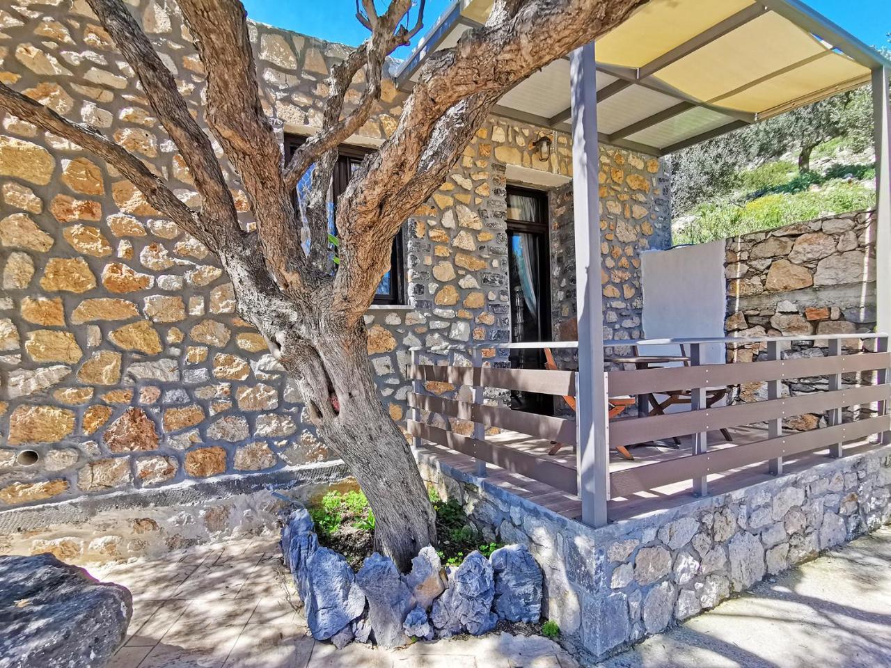פלאקיאס Souda Bay Cottage מראה חיצוני תמונה
