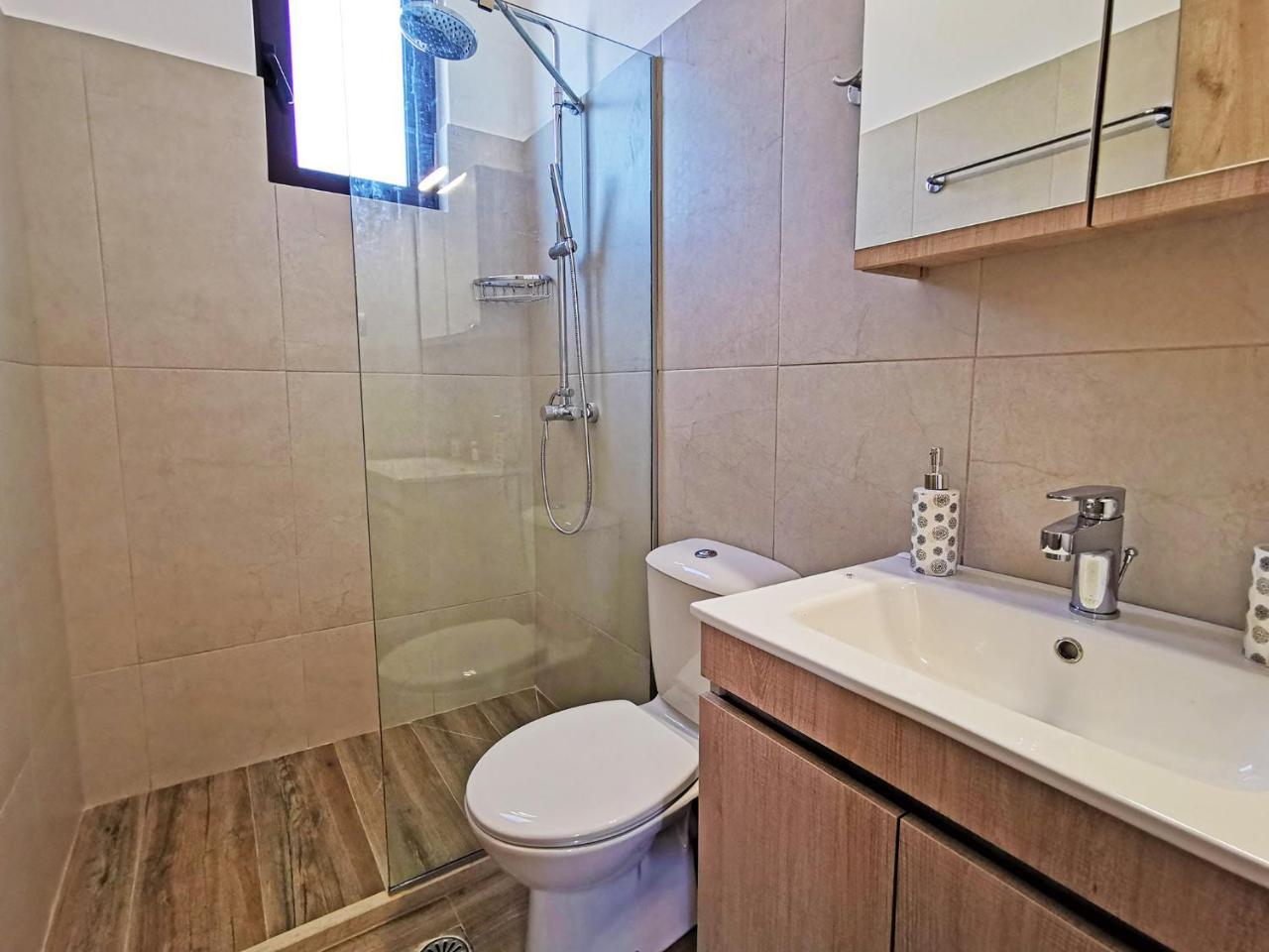 פלאקיאס Souda Bay Cottage מראה חיצוני תמונה